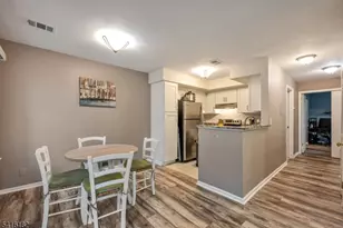 49 Sage Ct, Bedminster Township, NJ 07921 - Photo 6