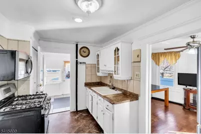 126 Princeton Ave, Dover, NJ 07801 - Photo 12