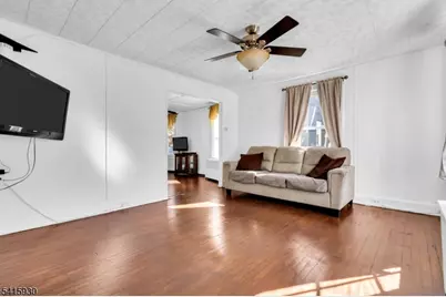 126 Princeton Ave, Dover, NJ 07801 - Photo 8