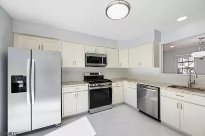 1003 Pinhorn Dr, Bridgewater, NJ 08807 - Photo 10