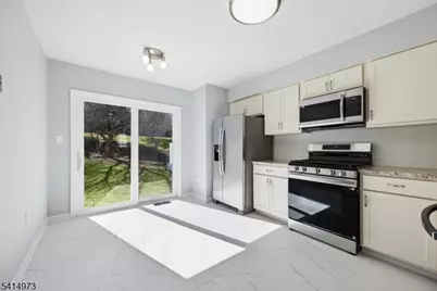 1003 Pinhorn Dr, Bridgewater, NJ 08807 - Photo 6