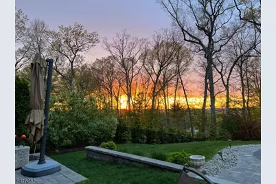 107 Longview Ave, Chatham Township, NJ 07928 - Photo 44