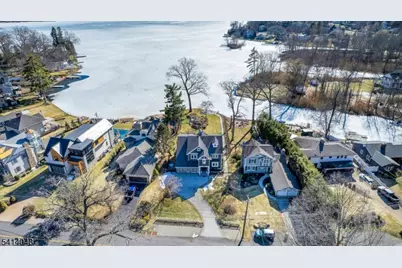 586 W Shore Trl, Sparta Township, NJ 07871 - Photo 4