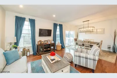 18 Trailwood Dr, Mount Arlington, NJ 07856 - Photo 8