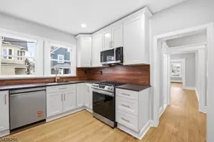 16 Munn St, Montclair Twp., NJ 07042 - Photo 6