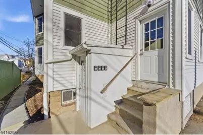 16 Munn St #1, Montclair Twp., NJ 07042 - Photo 18