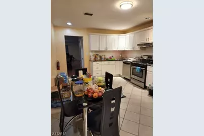 604 Livingston St #C4, Elizabeth, NJ 07206 - Photo 10