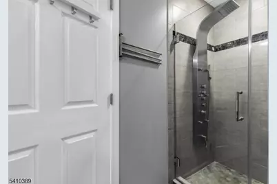 450 Vanderveer Rd, Bridgewater, NJ 08807 - Photo 28