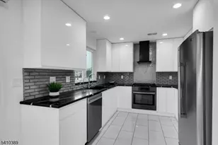 450 Vanderveer Rd, Bridgewater, NJ 08807 - Photo 2