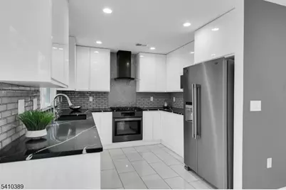 450 Vanderveer Rd, Bridgewater, NJ 08807 - Photo 4