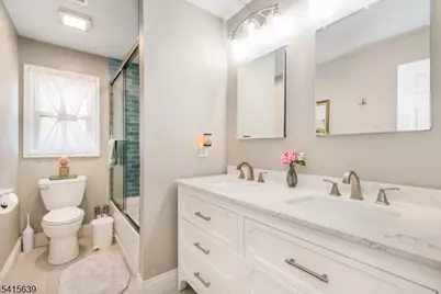 2 Rolling View Dr, Independence Township, NJ 07840 - Photo 6