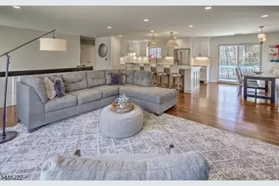 29 Cora Lane, Chester, NJ 07930 - Photo 4