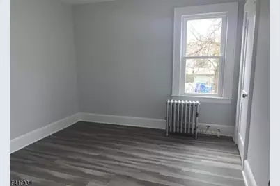 52 Thomas St #3, Bloomfield, NJ 07003 - Photo 4