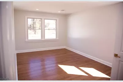 3 Cambridge Rd, East Hanover Township, NJ 07936 - Photo 18