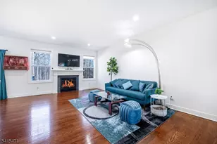 8 Watersedge Dr, Parsippany, NJ 07005 - Photo 14