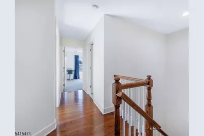 8 Watersedge Dr, Parsippany, NJ 07005 - Photo 34