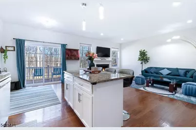 8 Watersedge Dr, Parsippany, NJ 07005 - Photo 24