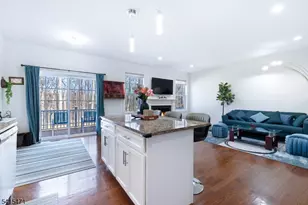 8 Watersedge Dr, Parsippany, NJ 07005 - Photo 24