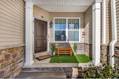 8 Watersedge Dr, Parsippany, NJ 07005 - Photo 6