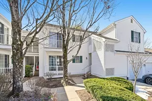 12 Smithfield, Bernards Township, NJ 07920 - Photo 2