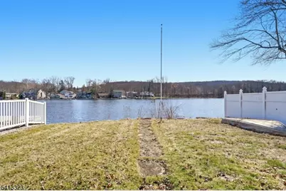 104 W Shore Rd, Denville, NJ 07834 - Photo 6