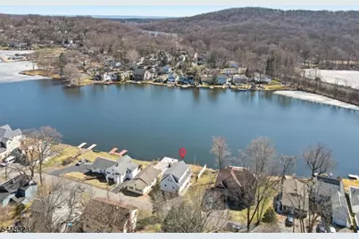 104 W Shore Rd, Denville, NJ 07834 - Photo 34