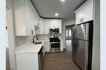 45 Fairfield St Apt #2, Montclair, NJ 07042 - Photo 10