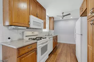 1 Perry Pl, Springfield, NJ 07081 - Photo 18