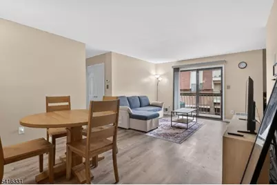 1150-1190 W St George B46B046 #B46, Linden, NJ 07036 - Photo 2