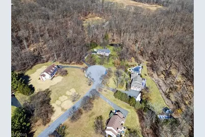 7 Robin Ct, Chester, NJ 07930 - Photo 44