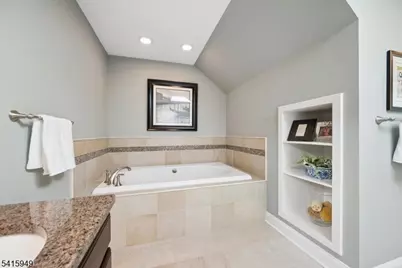 7 Robin Ct, Chester, NJ 07930 - Photo 26