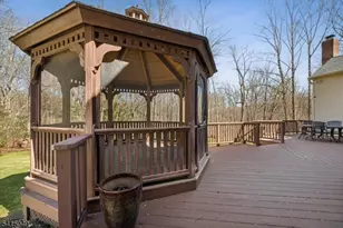 7 Robin Ct, Chester, NJ 07930 - Photo 20