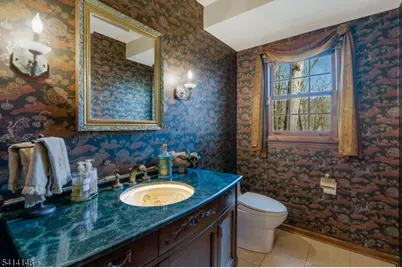 2 Forest View Dr, Chester, NJ 07930 - Photo 8