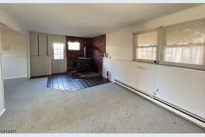 11 Adelphi Trl, Hopatcong, NJ 07843 - Photo 14