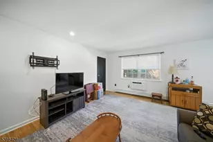 19 Savage Rd U24 C, Denville, NJ 07834 - Photo 4