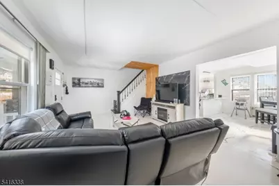 157 Hillside Rd, Elizabeth, NJ 07208 - Photo 6