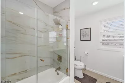 148 Freeman Ave, East Orange, NJ 07018 - Photo 28