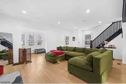 148 Freeman Ave, East Orange, NJ 07018 - Photo 8