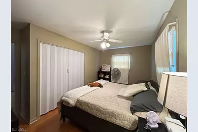 110 Metro Trl, Hopatcong, NJ 07843 - Photo 10