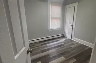 40 Wegman Pkwy, Jersey City, NJ 07305 - Photo 2