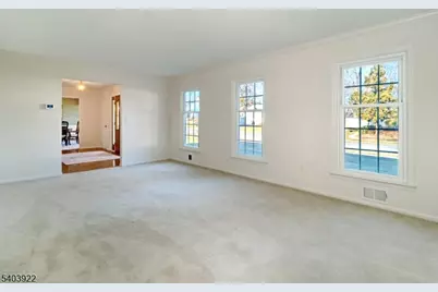 70 Tiffany Dr, East Hanover Township, NJ 07936 - Photo 6