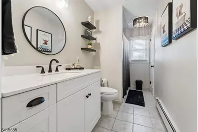 36 Williamsburg Dr, Roseland, NJ 07068 - Photo 14