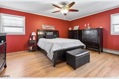 36 Williamsburg Dr, Roseland, NJ 07068 - Photo 8