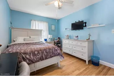 36 Williamsburg Dr, Roseland, NJ 07068 - Photo 12