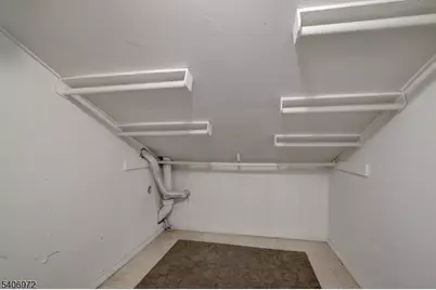 27 Old Short Hills Rd, West Orange Township, NJ 07052 - Photo 22