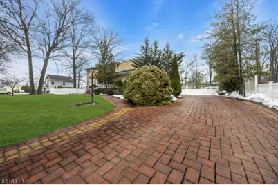 155 Meadow Rd, Clark Township, NJ 07066 - Photo 4