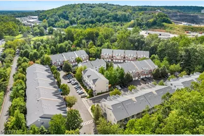 408 Donato Cir, Scotch Plains Township, NJ 07076 - Photo 32