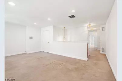 408 Donato Cir, Scotch Plains Township, NJ 07076 - Photo 20