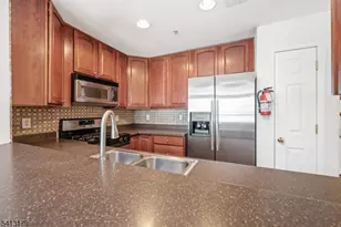 408 Donato Cir, Scotch Plains Township, NJ 07076 - Photo 6