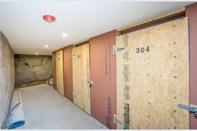 71-75 N Main St #304, Lambertville, NJ 08530 - Photo 2